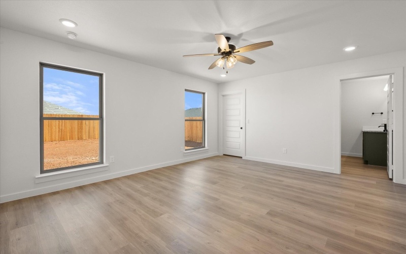 2422 Aberdeen Avenue, Wolfforth, TX 79382, 3 Bedrooms Bedrooms, ,2 BathroomsBathrooms,Residential,For Sale,2422 Aberdeen Avenue,0,202564524