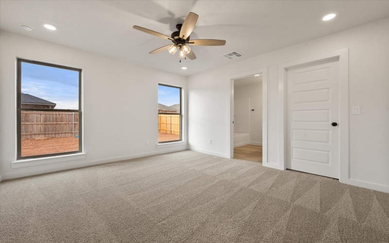 2411 Aberdeen Avenue, Wolfforth, TX 79382, 3 Bedrooms Bedrooms, ,2 BathroomsBathrooms,Residential,For Sale,2411 Aberdeen Avenue,0,202564528