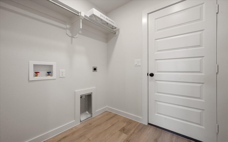 2412 Aberdeen Avenue, Wolfforth, TX 79382, 3 Habitaciones Habitaciones , ,2 BañosBaños,Residential,En Venta,2412 Aberdeen Avenue,0,202564529