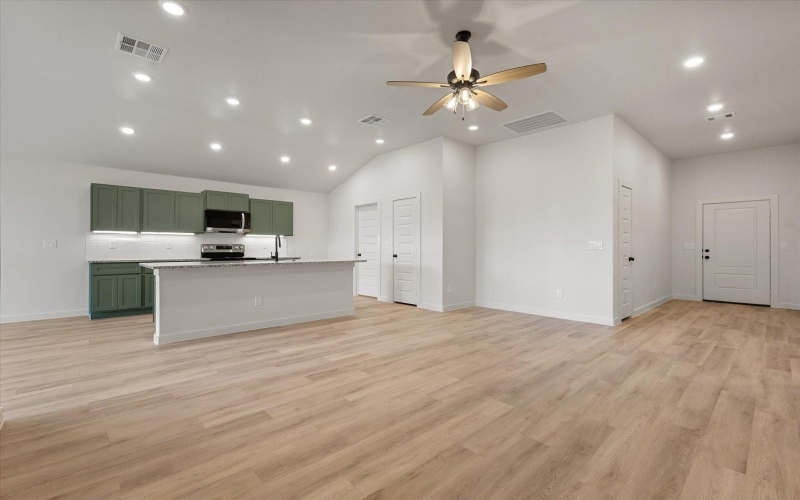 2412 Aberdeen Avenue, Wolfforth, TX 79382, 3 Habitaciones Habitaciones , ,2 BañosBaños,Residential,En Venta,2412 Aberdeen Avenue,0,202564529