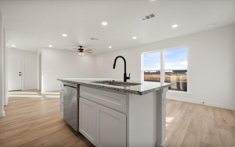 6312 Volney Avenue, Lubbock, TX 79407, 3 Habitaciones Habitaciones , ,2 BañosBaños,Residential,En Venta,6312 Volney Avenue,0,202564530