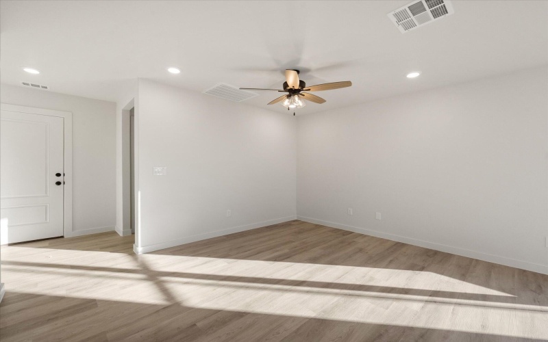 6312 Volney Avenue, Lubbock, TX 79407, 3 Habitaciones Habitaciones , ,2 BañosBaños,Residential,En Venta,6312 Volney Avenue,0,202564530