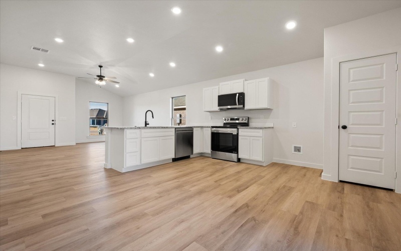 6309 Virginia Avenue, Lubbock, TX 79407, 3 Habitaciones Habitaciones , ,2 BañosBaños,Residential,En Venta,6309 Virginia Avenue,0,202564532