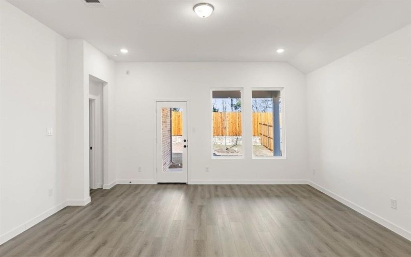 1004 Colgate Circle, Princeton, TX 75407, 4 Habitaciones Habitaciones , ,3 BañosBaños,Residential,En Venta,1004 Colgate Circle,0,21141344