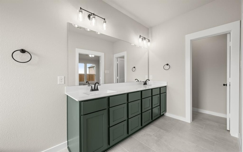 1302 Beaumont Lane, Red Oak, TX 75154, 4 Habitaciones Habitaciones , ,3 BañosBaños,Residential,En Venta,1302 Beaumont Lane,0,21141378