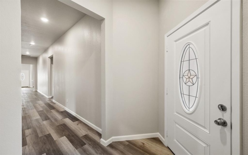 200 Avenue B, Ennis, TX 75119, 4 Bedrooms Bedrooms, ,3 BathroomsBathrooms,Residential,For Sale,200 Avenue B,0,21135049