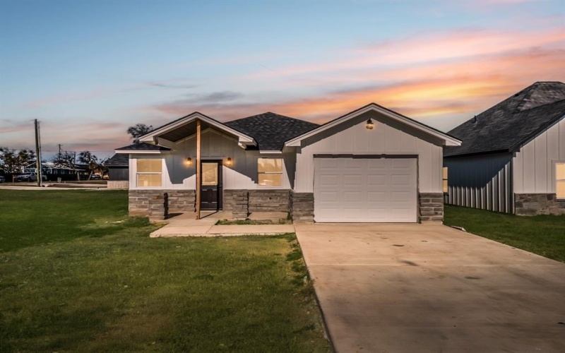 203 E South Street, Itasca, TX 76055, 3 Habitaciones Habitaciones , ,2 BañosBaños,Residential,En Venta,203 E South Street,0,21139334