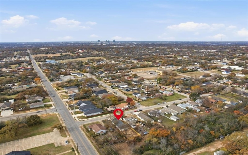 2413 Lena Street, Fort Worth, TX 76105, 3 Habitaciones Habitaciones , ,2 BañosBaños,Residential,En Venta,2413 Lena Street,0,21139492