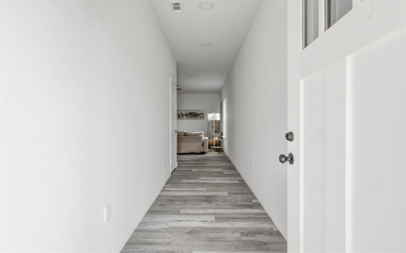 2413 Lena Street, Fort Worth, TX 76105, 3 Habitaciones Habitaciones , ,2 BañosBaños,Residential,En Venta,2413 Lena Street,0,21139492