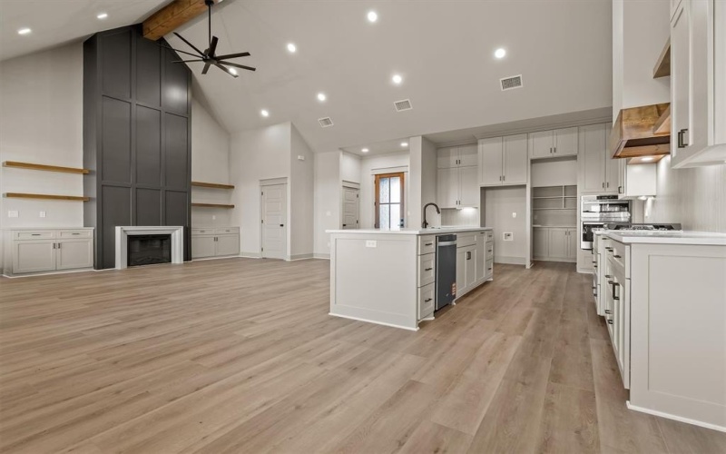 15674 County Road 436, Lindale, TX 75771, 4 Habitaciones Habitaciones , ,2 BañosBaños,Residential,En Venta,15674 County Road 436,0,21141157