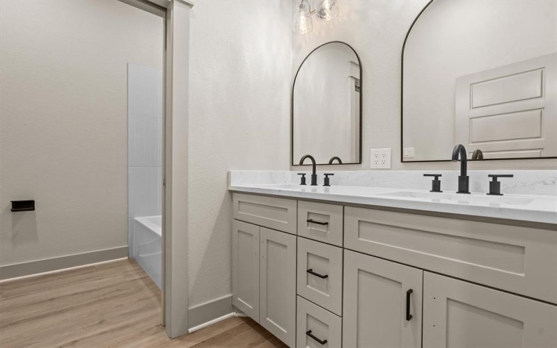 15674 County Road 436, Lindale, TX 75771, 4 Habitaciones Habitaciones , ,2 BañosBaños,Residential,En Venta,15674 County Road 436,0,21141157