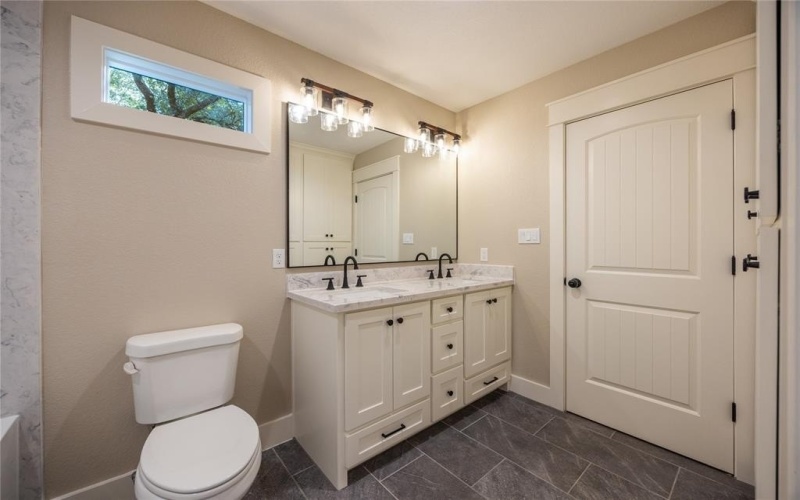 2340 Fort Graham, Waco, TX 76705, 3 Bedrooms Bedrooms, ,3 BathroomsBathrooms,Residential,For Sale,2340 Fort Graham,0,21141229