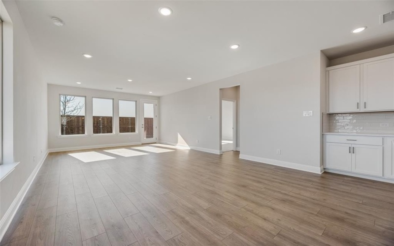 153 Ashbrook Street, Little Elm, TX 75068, 3 Bedrooms Bedrooms, ,2 BathroomsBathrooms,Residential,For Sale,153 Ashbrook Street,0,21141248