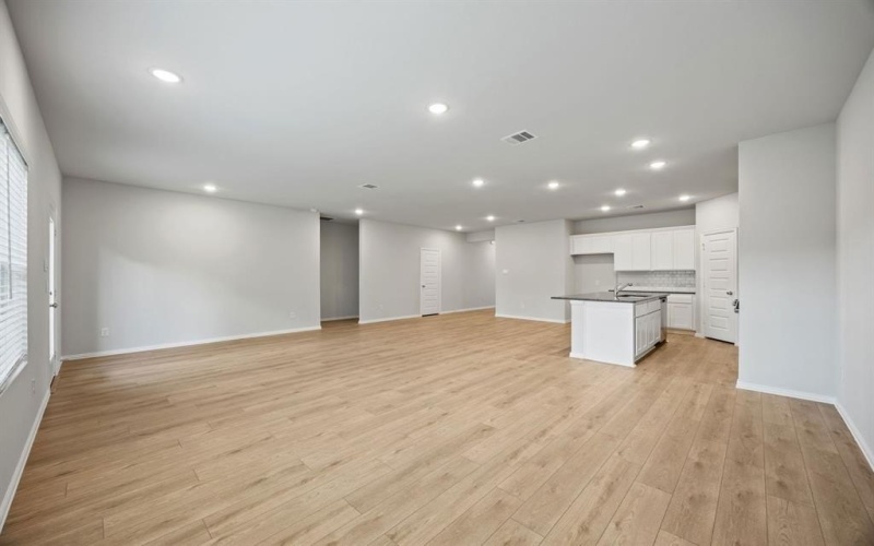 3204 Royal Forest Drive, Denton, TX 76208, 4 Habitaciones Habitaciones , ,2 BañosBaños,Residential,En Venta,3204 Royal Forest Drive,0,21141321