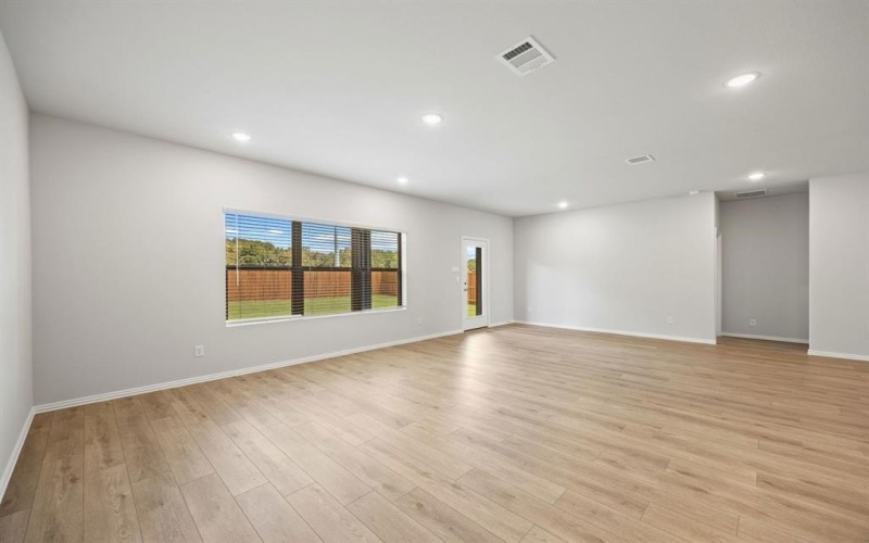 3204 Royal Forest Drive, Denton, TX 76208, 4 Habitaciones Habitaciones , ,2 BañosBaños,Residential,En Venta,3204 Royal Forest Drive,0,21141321