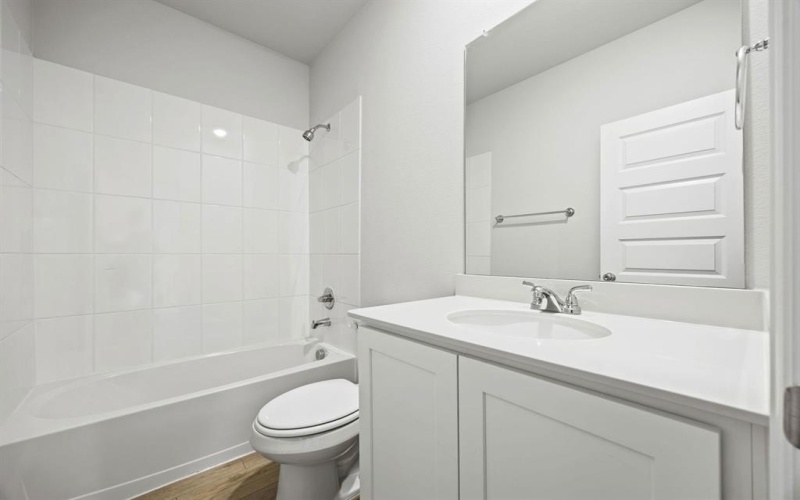 3204 Royal Forest Drive, Denton, TX 76208, 4 Habitaciones Habitaciones , ,2 BañosBaños,Residential,En Venta,3204 Royal Forest Drive,0,21141321