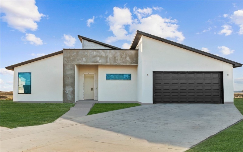 1494 Irigoyen Court, Corpus Christi, TX 78415, 4 Habitaciones Habitaciones , ,3 BañosBaños,Residential,En Venta,1494 Irigoyen Court,0,469177