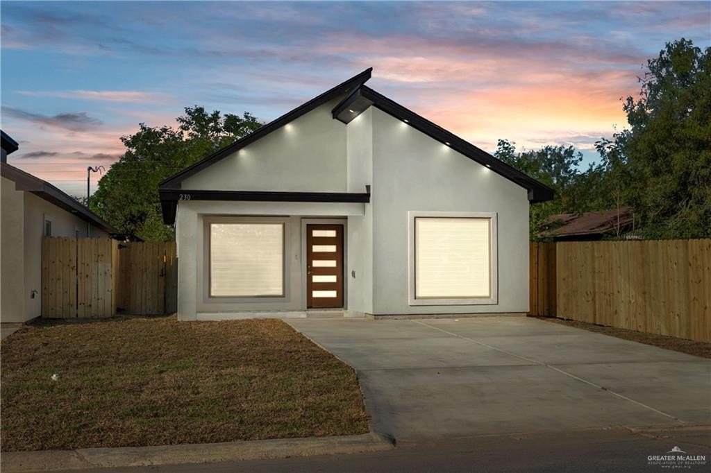 230 W Longoria Drive, Pharr, TX 78577, 3 Bedrooms Bedrooms, ,2 BathroomsBathrooms,Residential,For Sale,230 W Longoria Drive,0,490882