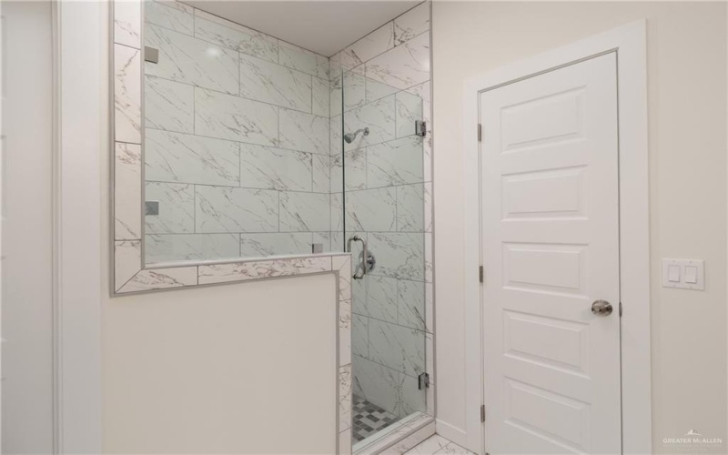 230 W Longoria Drive, Pharr, TX 78577, 3 Bedrooms Bedrooms, ,2 BathroomsBathrooms,Residential,For Sale,230 W Longoria Drive,0,490882