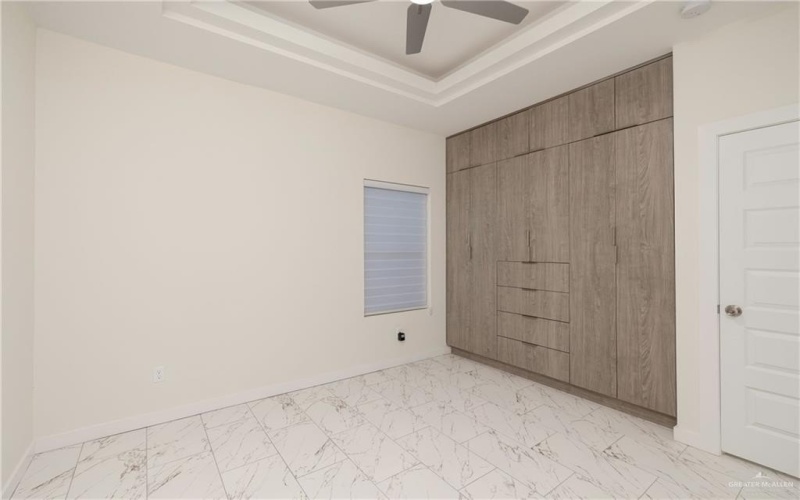 230 W Longoria Drive, Pharr, TX 78577, 3 Bedrooms Bedrooms, ,2 BathroomsBathrooms,Residential,For Sale,230 W Longoria Drive,0,490882