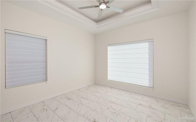 230 W Longoria Drive, Pharr, TX 78577, 3 Bedrooms Bedrooms, ,2 BathroomsBathrooms,Residential,For Sale,230 W Longoria Drive,0,490882