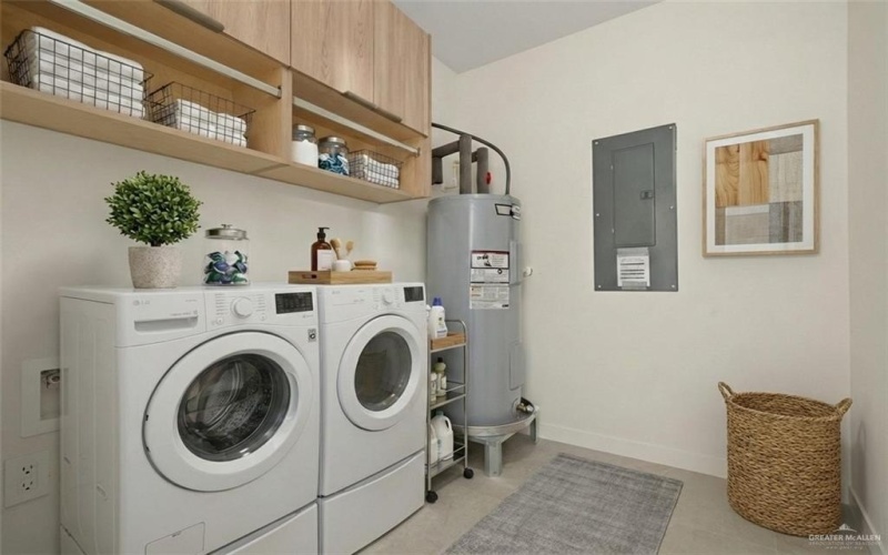 232 W Longoria Drive, Pharr, TX 78577, 3 Bedrooms Bedrooms, ,2 BathroomsBathrooms,Residential,For Sale,232 W Longoria Drive,0,490883