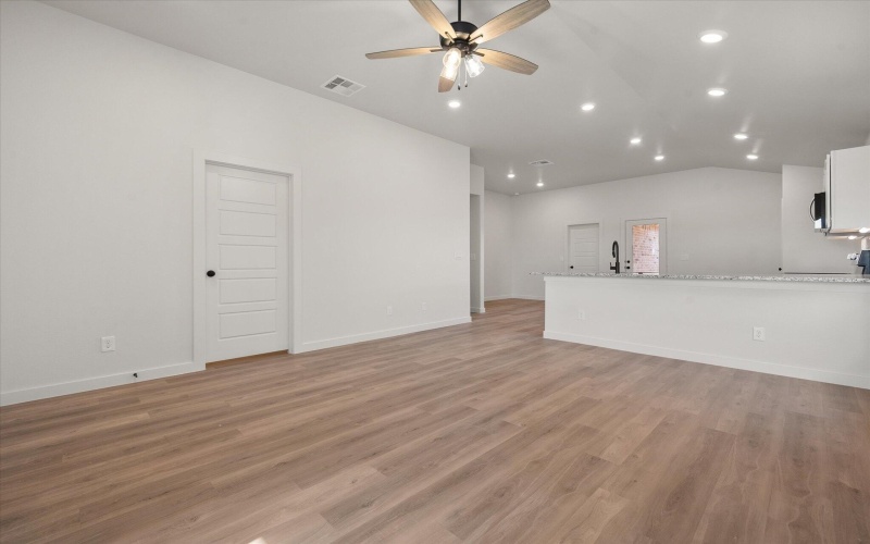 3116 138th Place, Lubbock, TX 79423, 3 Habitaciones Habitaciones , ,2 BañosBaños,Residential,En Venta,3116 138th Place,0,202564536