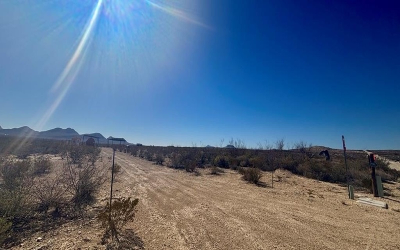 2980 E Helt Dr, Terlingua, TX 79852, 2 Habitaciones Habitaciones , ,Residential,En Venta,2980 E Helt Dr,0,165262