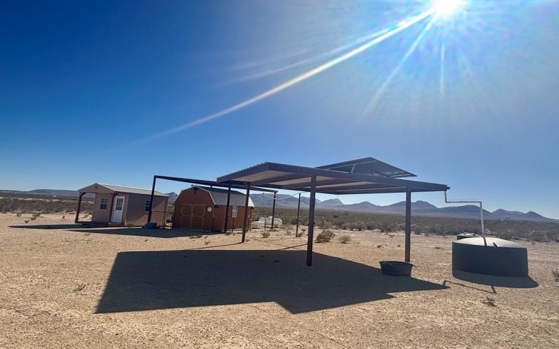2980 E Helt Dr, Terlingua, TX 79852, 2 Habitaciones Habitaciones , ,Residential,En Venta,2980 E Helt Dr,0,165262