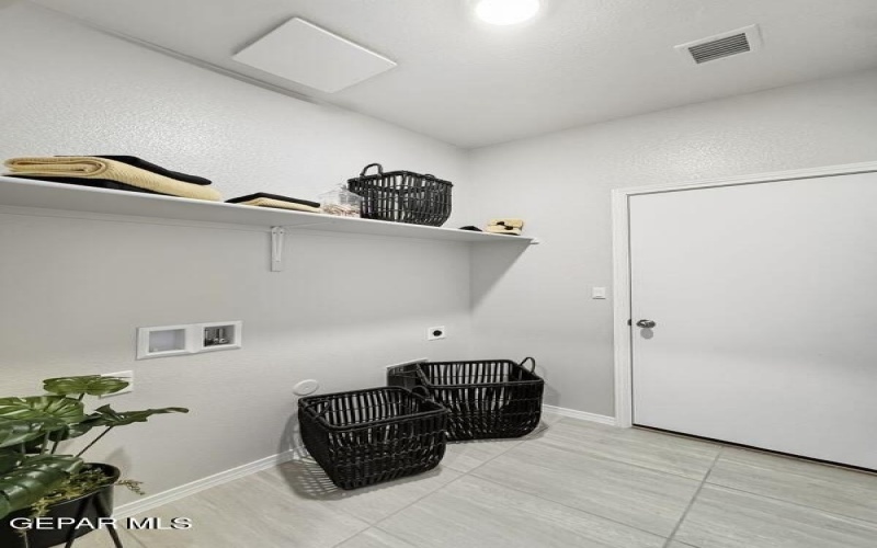 15245 Gauge Court, El Paso, TX 79938, 3 Habitaciones Habitaciones , ,1 BañoBaños,Residential,En Venta,15245 Gauge Court,0,935691