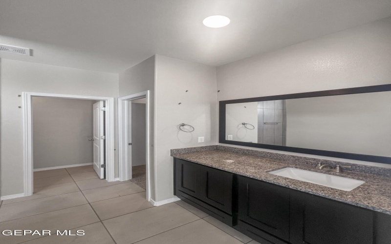 15141 Resolve Drive, El Paso, TX 79938, 3 Habitaciones Habitaciones , ,1 BañoBaños,Residential,En Venta,15141 Resolve Drive,0,935695