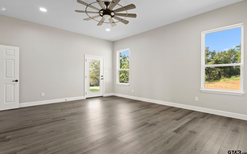 19654 Dove Ridge Dr, Lindale, TX 75771, 4 Bedrooms Bedrooms, ,2 BathroomsBathrooms,Residential,For Sale,19654 Dove Ridge Dr,0,26000016