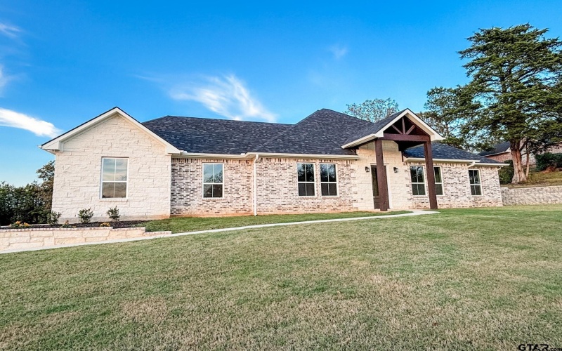 19654 Dove Ridge Dr, Lindale, TX 75771, 4 Bedrooms Bedrooms, ,2 BathroomsBathrooms,Residential,For Sale,19654 Dove Ridge Dr,0,26000016