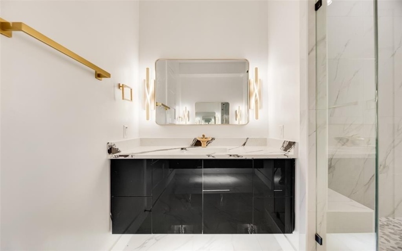 1123 Muncie, Dallas, TX 75212, 3 Habitaciones Habitaciones , ,3 BañosBaños,Residential,En Venta,1123 Muncie,0,21101219