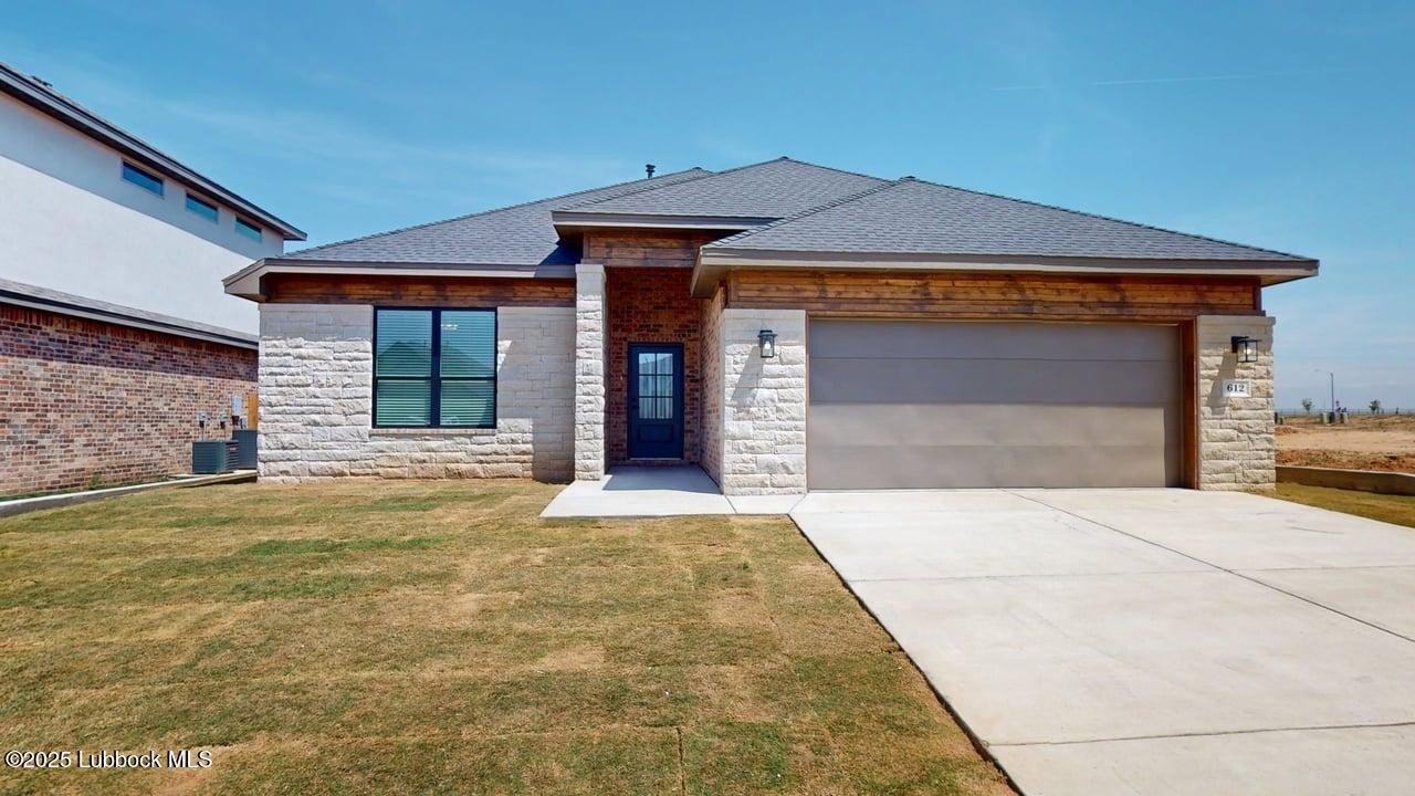 612 E 13th Street, Wolfforth, TX 79382, 4 Habitaciones Habitaciones , ,3 BañosBaños,Residential,En Venta,612 E 13th Street,202551828