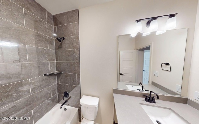 612 E 13th Street, Wolfforth, TX 79382, 4 Habitaciones Habitaciones , ,3 BañosBaños,Residential,En Venta,612 E 13th Street,202551828