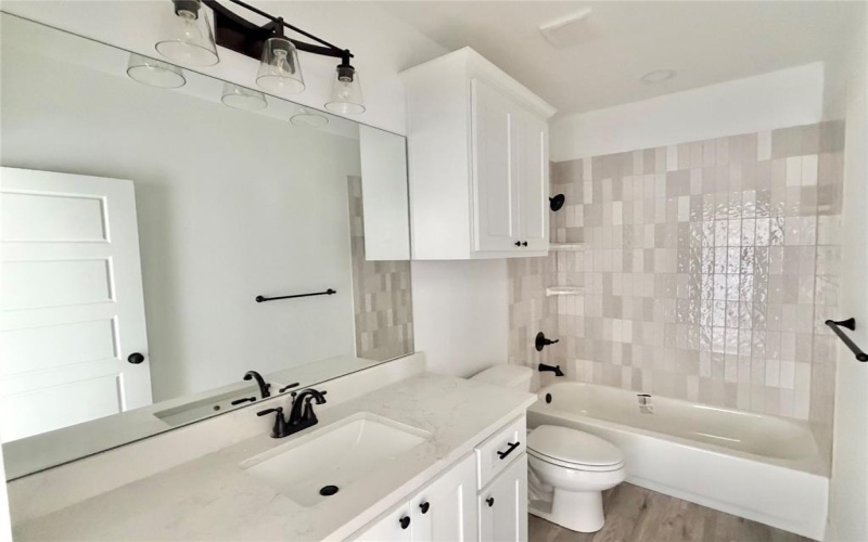 2001 Collin Street, Weatherford, TX 76085, 4 Habitaciones Habitaciones , ,2 BañosBaños,Residential,En Venta,2001 Collin Street,0,21141738