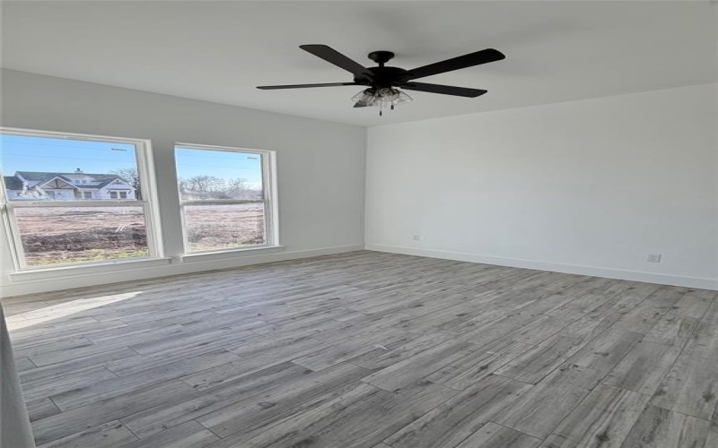 2001 Collin Street, Weatherford, TX 76085, 4 Habitaciones Habitaciones , ,2 BañosBaños,Residential,En Venta,2001 Collin Street,0,21141738