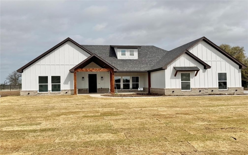 2001 Collin Street, Weatherford, TX 76085, 4 Habitaciones Habitaciones , ,2 BañosBaños,Residential,En Venta,2001 Collin Street,0,21141738