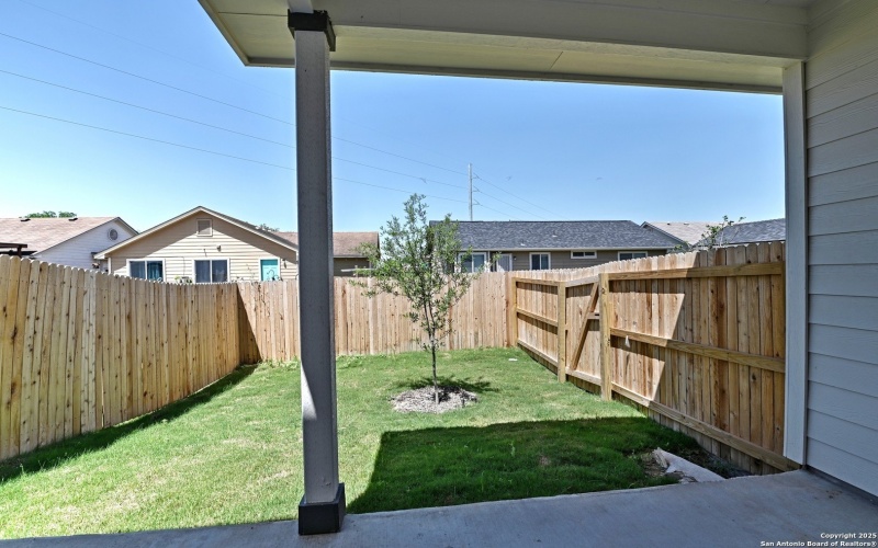 11319 Clearmine, San Antonio, TX 78224, ,Residential Multi Family,En Venta,11319 Clearmine,0,1912756
