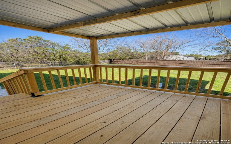 563 Oak Trail, Canyon Lake, TX 78133, 3 Habitaciones Habitaciones , ,2 BañosBaños,Residential,En Venta,563 Oak Trail,0,1930797