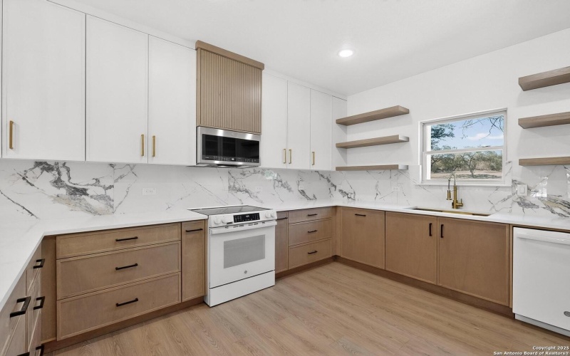 514 contour, Spring Branch, TX 78070, 3 Bedrooms Bedrooms, ,2 BathroomsBathrooms,Residential,For Sale,514 contour,0,1930803