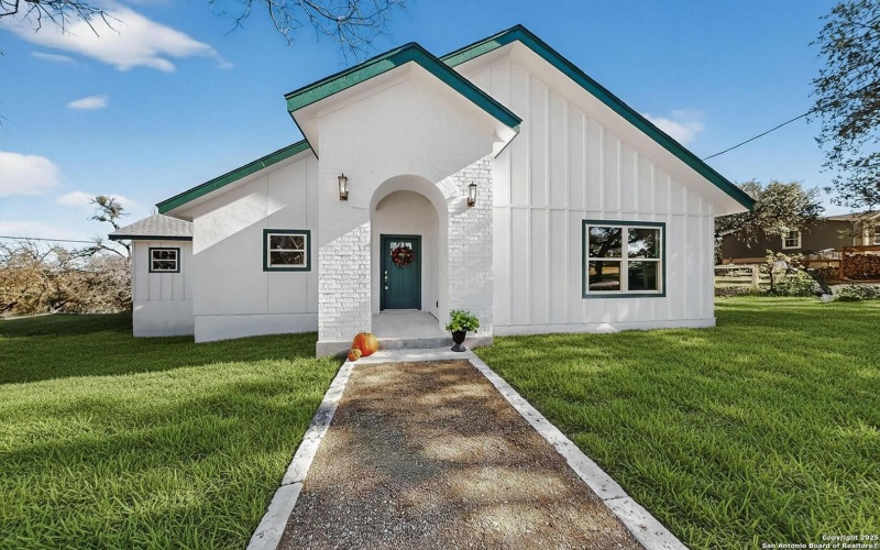 514 contour, Spring Branch, TX 78070, 3 Bedrooms Bedrooms, ,2 BathroomsBathrooms,Residential,For Sale,514 contour,0,1930803