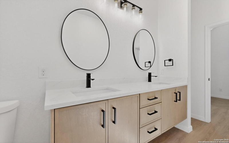 514 contour, Spring Branch, TX 78070, 3 Bedrooms Bedrooms, ,2 BathroomsBathrooms,Residential,For Sale,514 contour,0,1930803