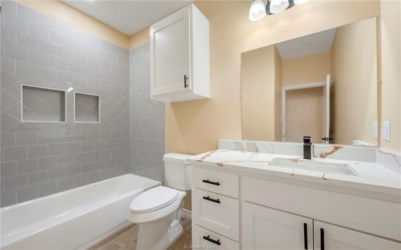 1505 Red Oak Street, Bryan, TX 77803, 3 Bedrooms Bedrooms, ,2 BathroomsBathrooms,Residential,For Sale,1505 Red Oak Street,0,25013298