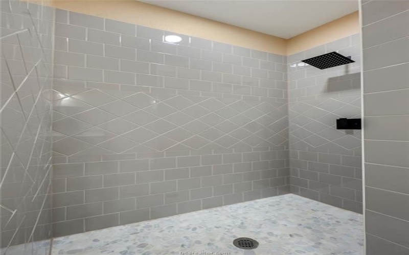 1505 Red Oak Street, Bryan, TX 77803, 3 Bedrooms Bedrooms, ,2 BathroomsBathrooms,Residential,For Sale,1505 Red Oak Street,0,25013298