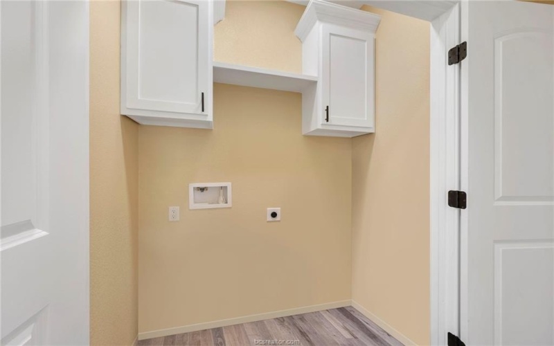 1505 Red Oak Street, Bryan, TX 77803, 3 Bedrooms Bedrooms, ,2 BathroomsBathrooms,Residential,For Sale,1505 Red Oak Street,0,25013298