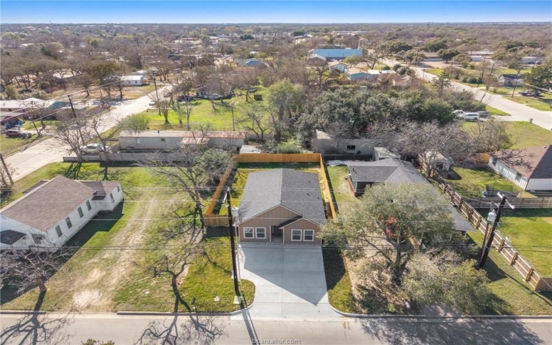 1505 Red Oak Street, Bryan, TX 77803, 3 Bedrooms Bedrooms, ,2 BathroomsBathrooms,Residential,For Sale,1505 Red Oak Street,0,25013298