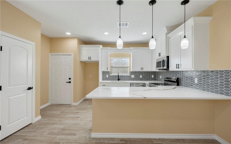 1505 Red Oak Street, Bryan, TX 77803, 3 Bedrooms Bedrooms, ,2 BathroomsBathrooms,Residential,For Sale,1505 Red Oak Street,0,25013298