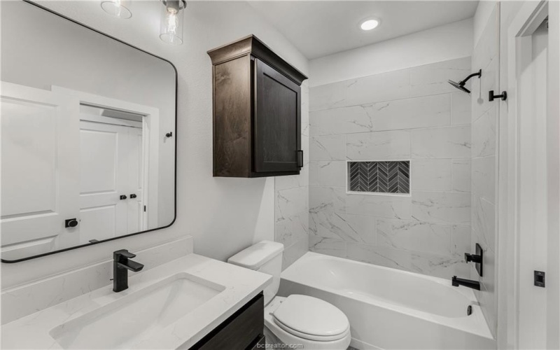 4071 Gunner Trail, College Station, TX 77845, 4 Habitaciones Habitaciones , ,5 BañosBaños,Residential,En Venta,4071 Gunner Trail,0,26000028